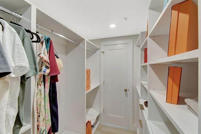 3370 Hidden Bay Drive 812, Aventura, FL 33180
