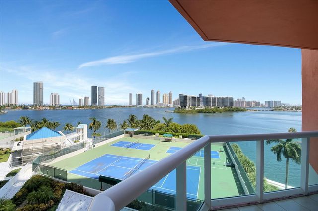 3370 Hidden Bay Drive 812, Aventura, FL 33180