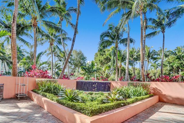 3370 Hidden Bay Drive 812, Aventura, FL 33180