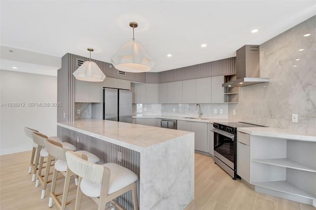 3370 Hidden Bay Drive 812, Aventura, FL 33180