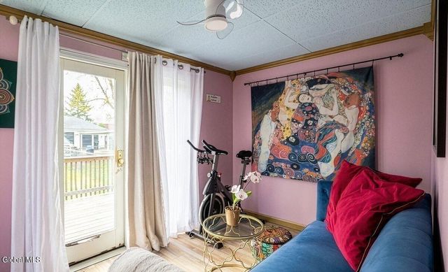 481 7th Avenue, Troy, NY 12182