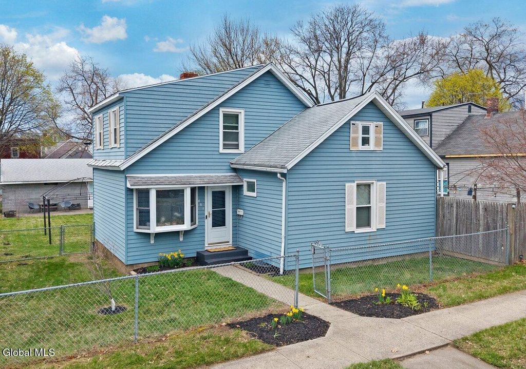 481 7th Avenue, Troy, NY 12182