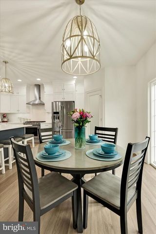 1033 LITITZ BEND DR, Lititz, PA 17543