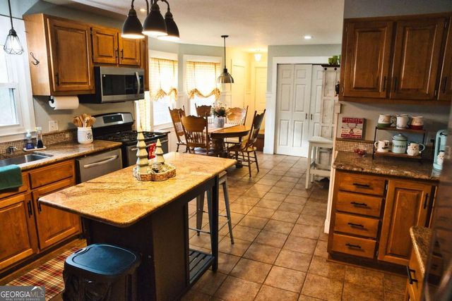 3794 Glenloch Road, Franklin, GA 30217