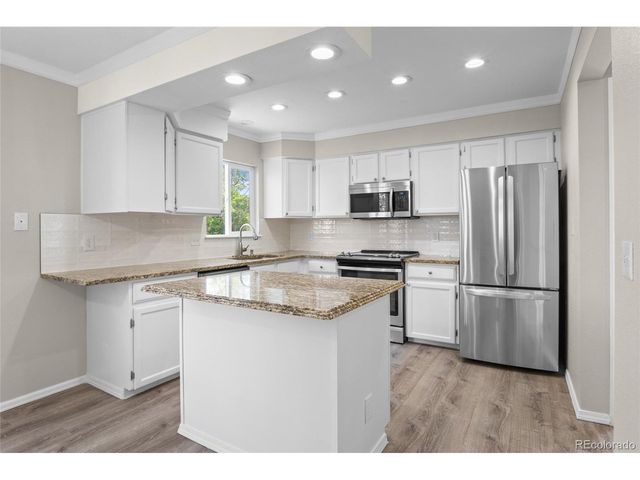 18575 E Saratoga Pl, Aurora, CO 80015
