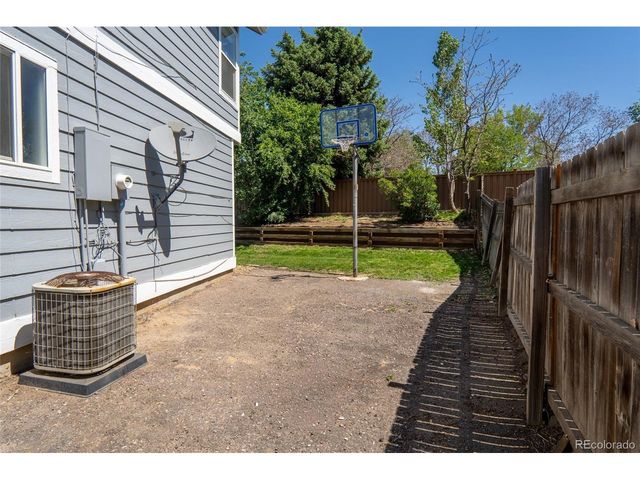 18575 E Saratoga Pl, Aurora, CO 80015