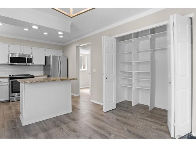 18575 E Saratoga Pl, Aurora, CO 80015