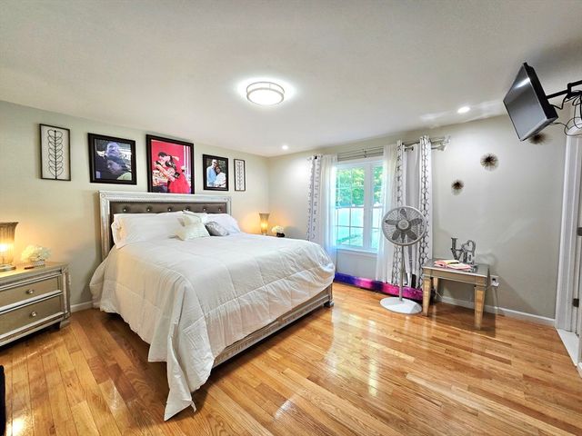 457 Granite St, Worcester, MA 01607