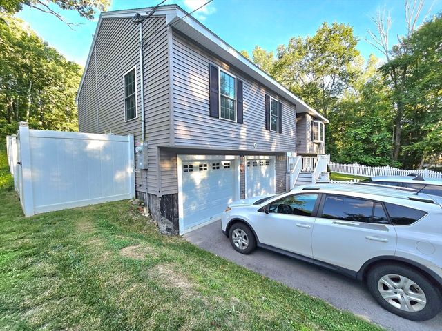 457 Granite St, Worcester, MA 01607