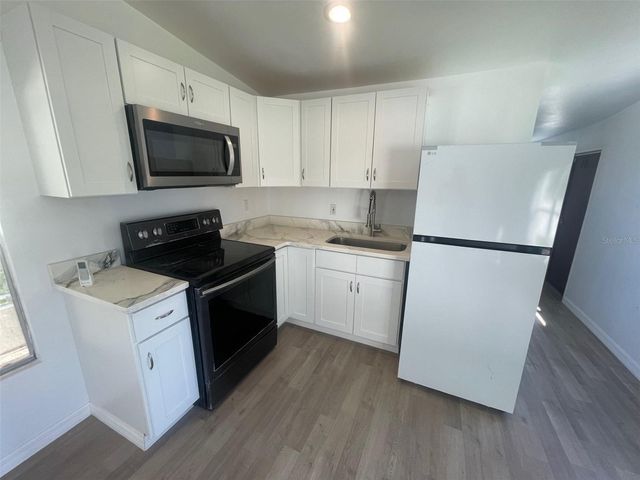 7489 CHARLIN PARKWAY, Orlando, FL 32822