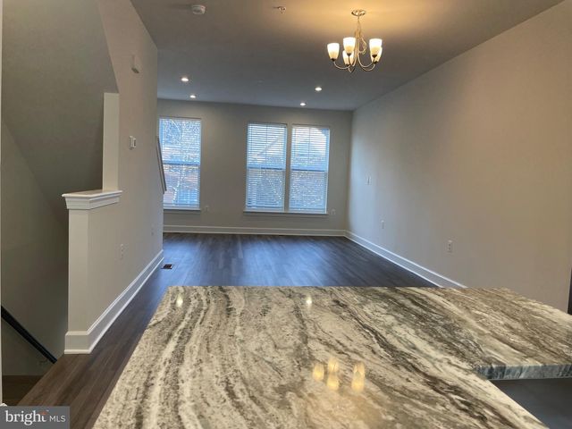 643 BELMONT BAY DR, Woodbridge, VA 22191