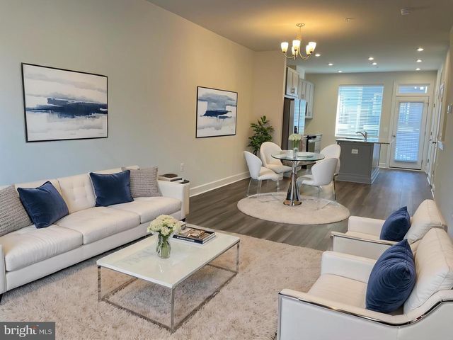 643 BELMONT BAY DR, Woodbridge, VA 22191