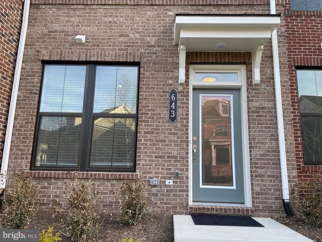 643 BELMONT BAY DR, Woodbridge, VA 22191