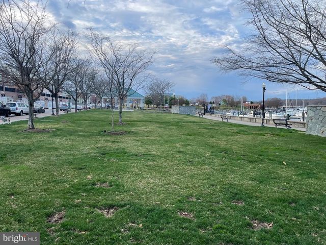 643 BELMONT BAY DR, Woodbridge, VA 22191