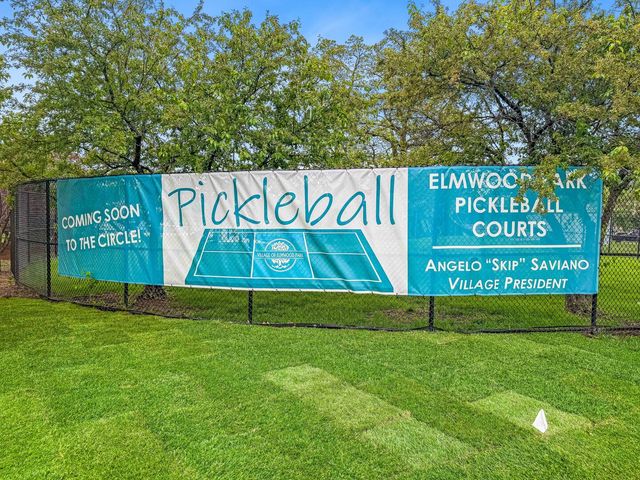 39 W Conti Parkway 2N, Elmwood Park, IL 60707