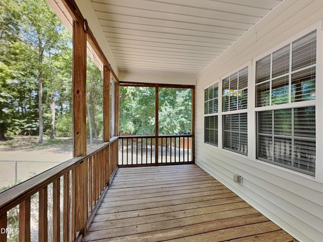 57 Bayliner Court, Clayton, NC 27520
