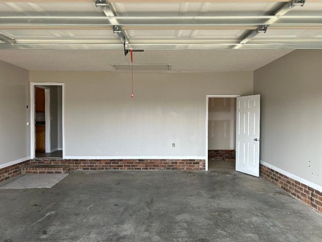 3400 Tucker Street, Dalzell, SC 29040