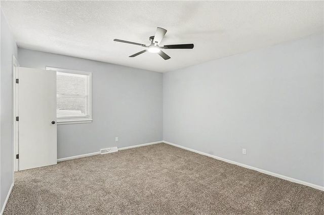 2100 Randolph Street, Leavenworth, KS 66048