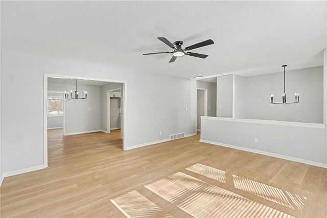 2100 Randolph Street, Leavenworth, KS 66048