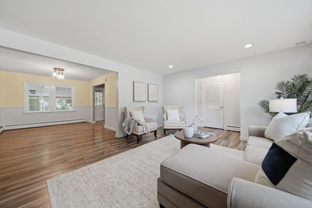 506 Oak Street, Manchester, NH 03104
