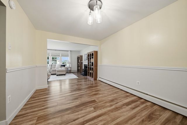 506 Oak Street, Manchester, NH 03104