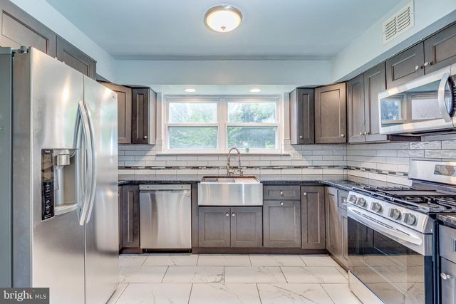 1602 OLIVE PL, Clementon, NJ 08021