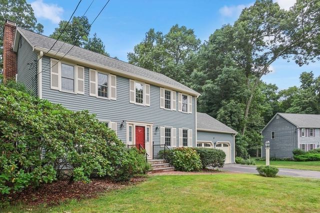 82 Achilles Way, North Attleboro, MA 02760