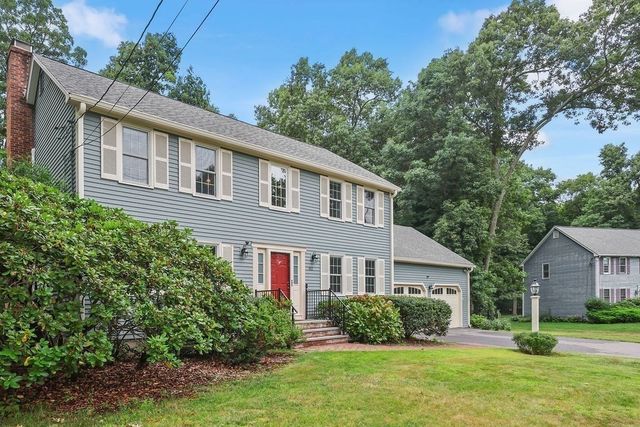 82 Achilles Way, North Attleboro, MA 02760
