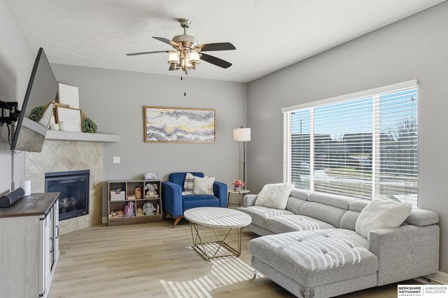 4305 Waterford Avenue, Bellevue, NE 68123