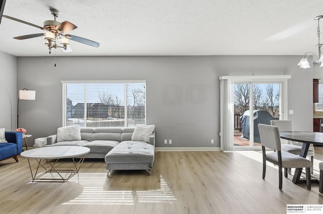 4305 Waterford Avenue, Bellevue, NE 68123