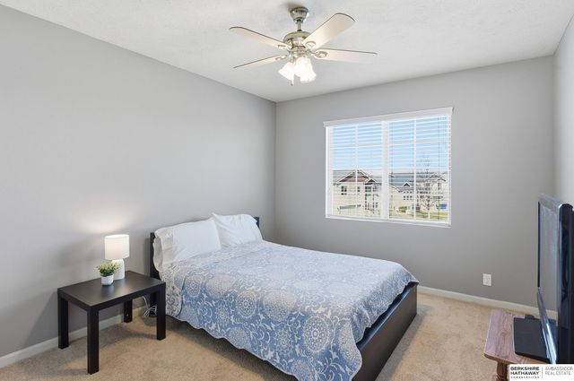 4305 Waterford Avenue, Bellevue, NE 68123