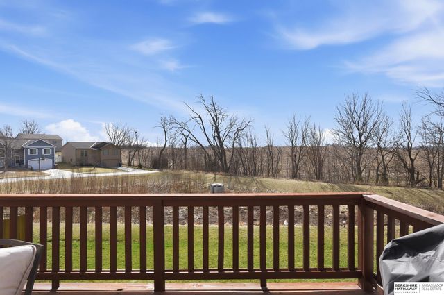 4305 Waterford Avenue, Bellevue, NE 68123