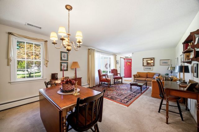 6 Centerwood Drive, Wilbraham, MA 01095