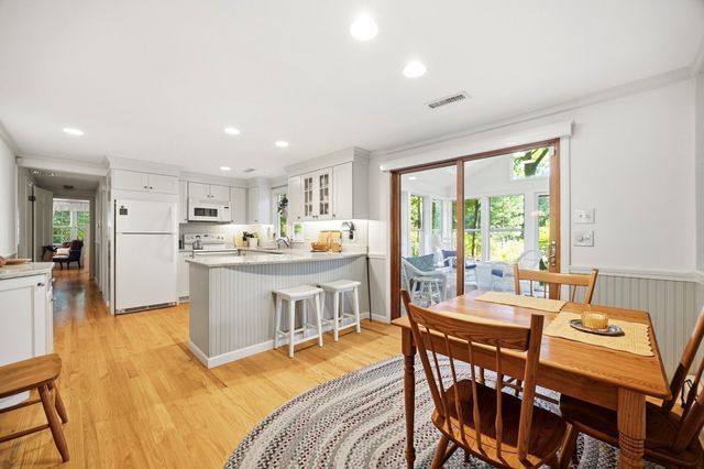6 Centerwood Drive, Wilbraham, MA 01095