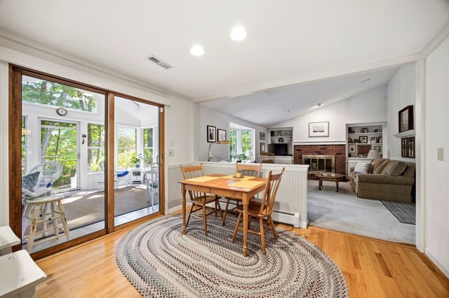 6 Centerwood Drive, Wilbraham, MA 01095