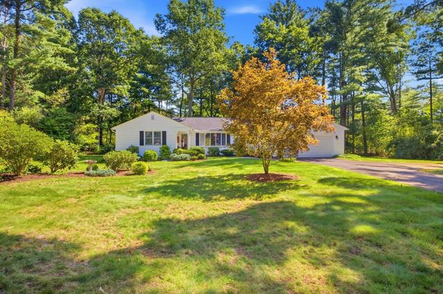 6 Centerwood Drive, Wilbraham, MA 01095