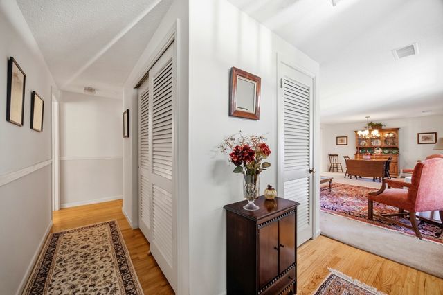 6 Centerwood Drive, Wilbraham, MA 01095