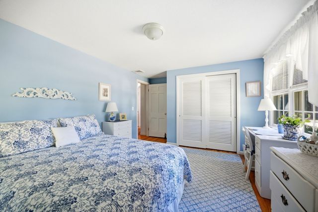 6 Centerwood Drive, Wilbraham, MA 01095