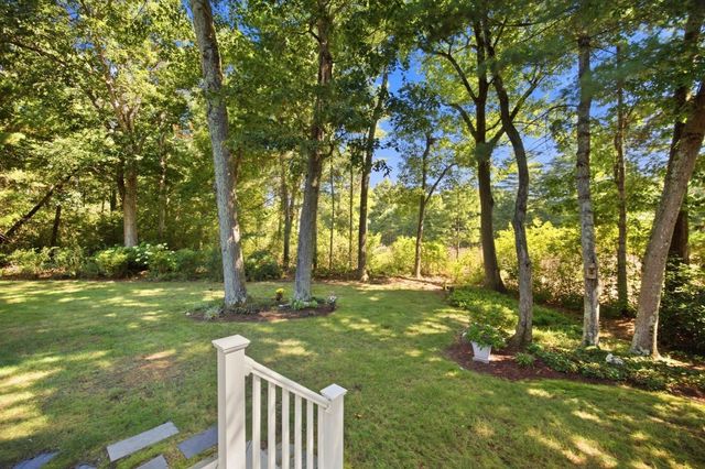 6 Centerwood Drive, Wilbraham, MA 01095