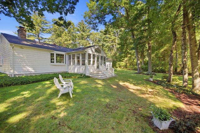 6 Centerwood Drive, Wilbraham, MA 01095