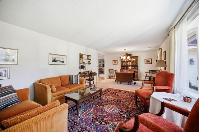 6 Centerwood Drive, Wilbraham, MA 01095