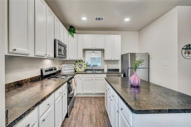 1716 Galveston Avenue, Fort Worth, TX 76110