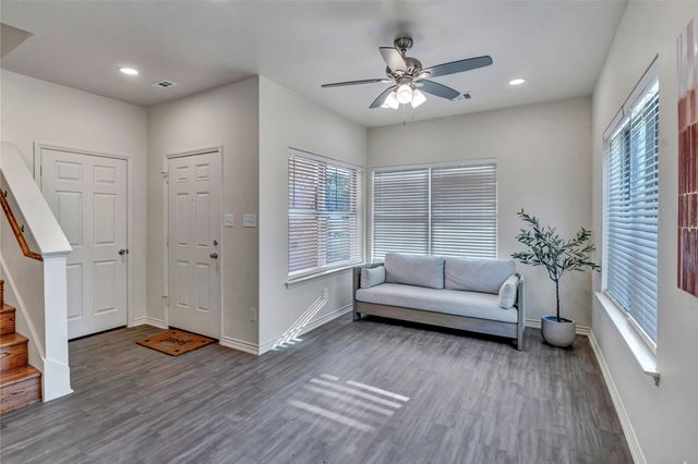 1716 Galveston Avenue, Fort Worth, TX 76110