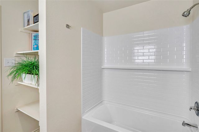 1716 Galveston Avenue, Fort Worth, TX 76110