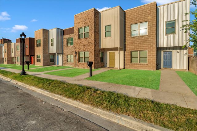 1716 Galveston Avenue, Fort Worth, TX 76110