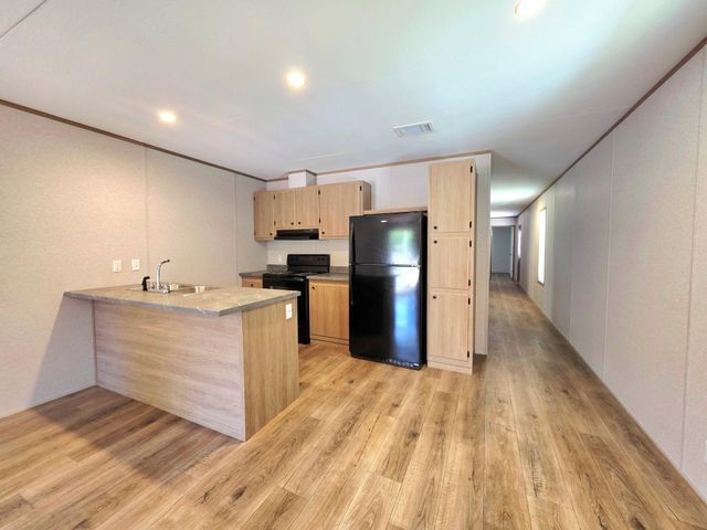 401 S Woodson Street 10, Willis, TX 77378