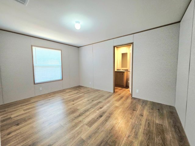 401 S Woodson Street 10, Willis, TX 77378