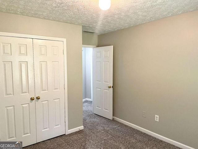 215 Mountain Ridge, Covington, GA 30016