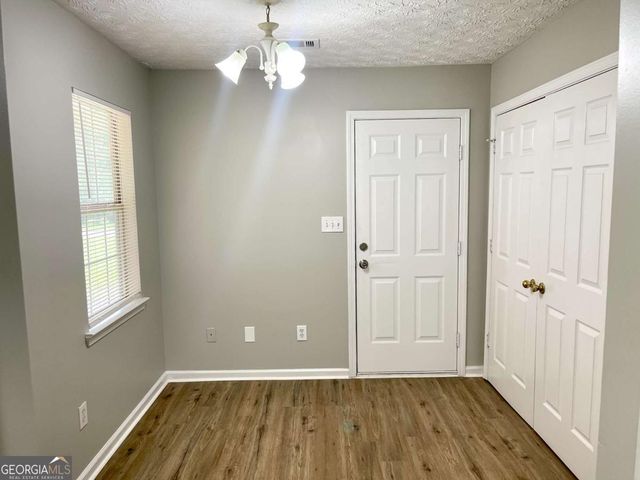 215 Mountain Ridge, Covington, GA 30016