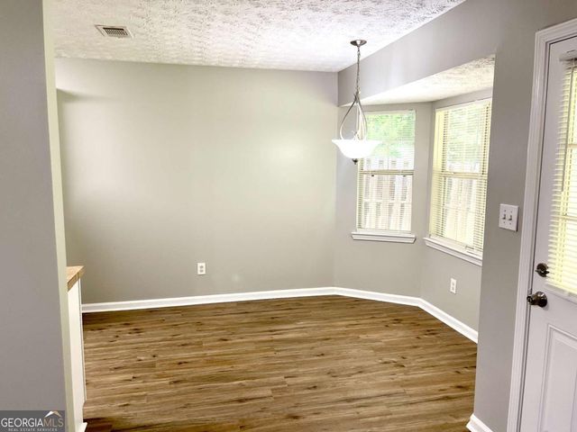 215 Mountain Ridge, Covington, GA 30016